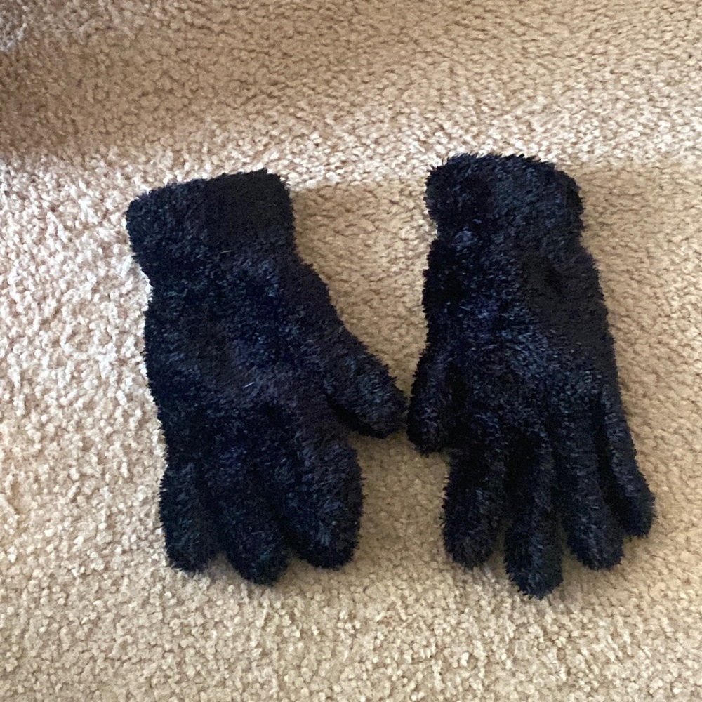 Gloves